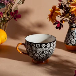Nisha Teacup