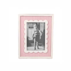 Scalloped Pink Photo Frame
