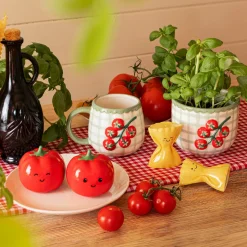 Tomato Salt & Pepper Shakers